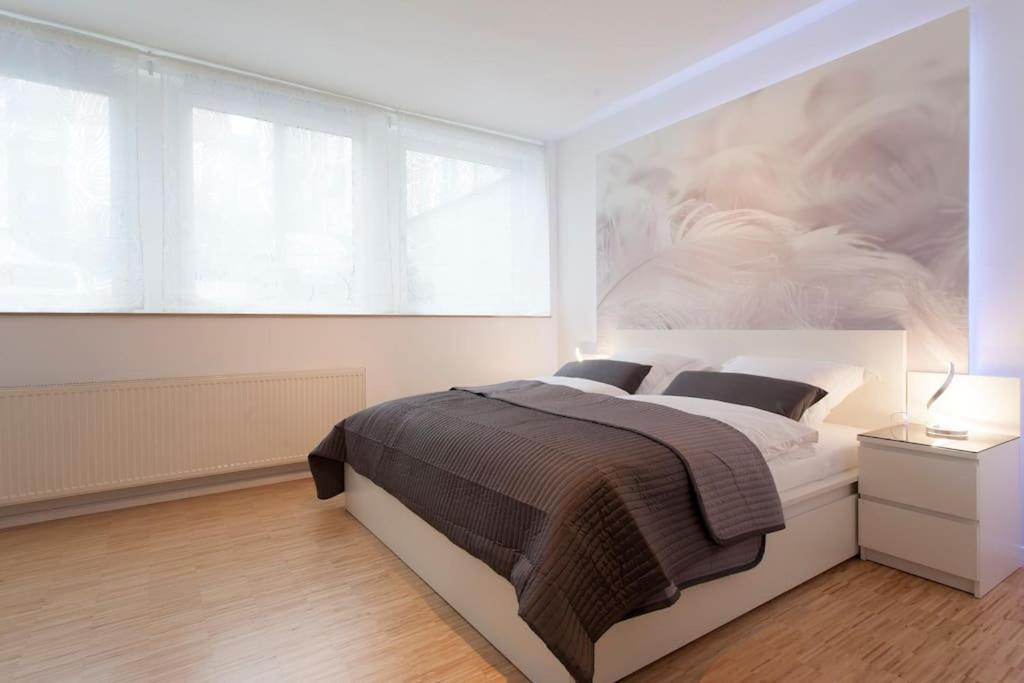 Exclusive 2-Room Souterrain Apartment Nürnberg Exteriör bild